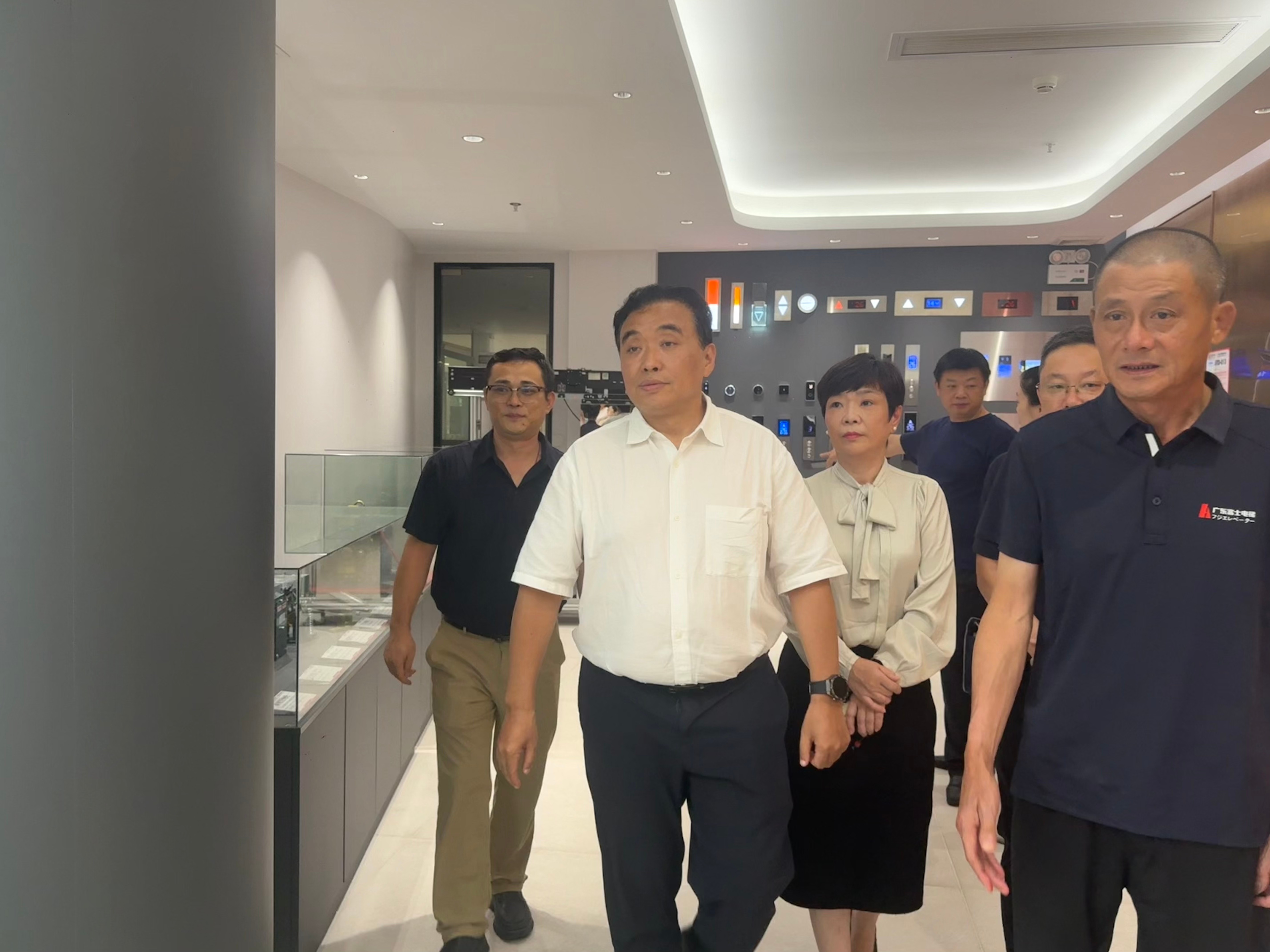 湘粤相依 侨联赋能｜湖南省、市侨联领导莅临星空平台_星空（中国）
视察指导！